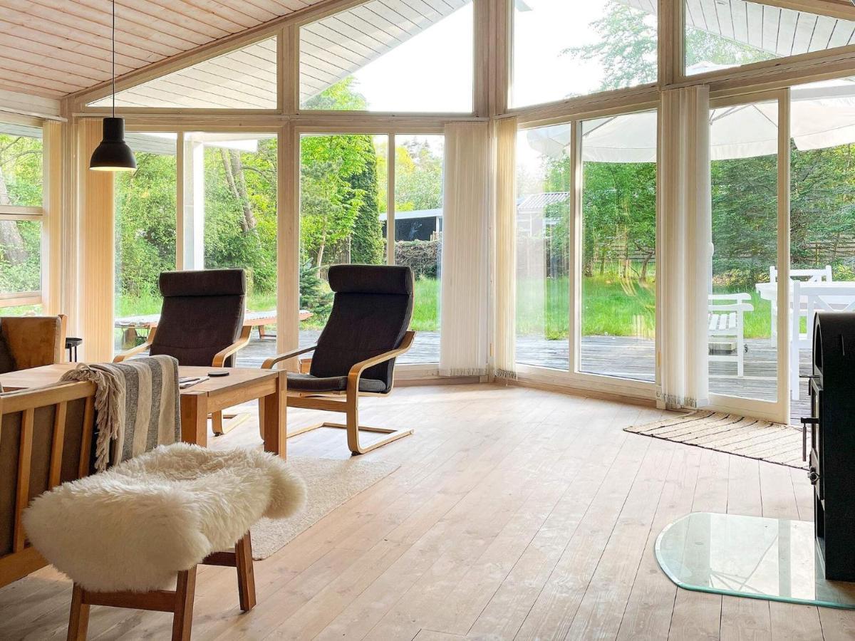 8 Person Holiday Home In Gedser Buitenkant foto